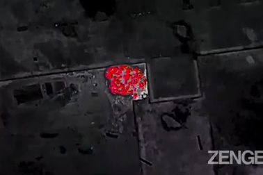 Ukraine đăng video "ném bom phá hủy căn cứ Nga"