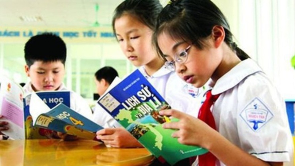 Bộ GDĐT phê duyệt 32 SGK lớp 2 và 40 sách lớp 6 - 1 Bộ GDĐT phê duyệt 32 SGK lớp 2 và 40 sách lớp 6 - 1