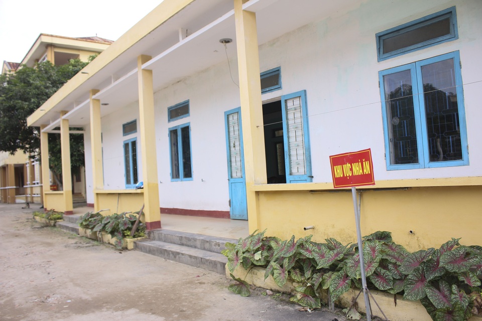Thấy gì bên trong khu quân sự cách ly lao động từ Trung Quốc về Quảng Trị! - 10 Thấy gì bên trong khu quân sự cách ly lao động từ Trung Quốc về Quảng Trị! - 10