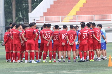 U22 Việt Nam lo lắng về sân cỏ nhân tạo ở SEA Games 30