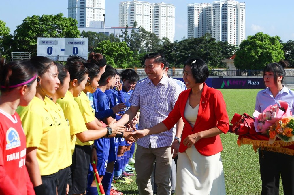 Khai mạc giải bóng đá nữ vô địch quốc gia 2025 - 1