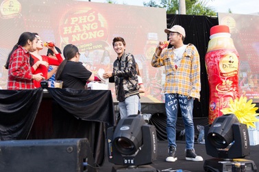 Không cần trốn nắng, Huyền My cùng hàng ngàn bạn trẻ tươi tắn quậy tưng Lễ hội “Phố hàng nóng”