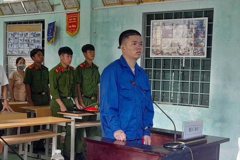 Vận chuyển ma túy lấy 3 triệu đồng tiền công, nam thanh niên lĩnh án tử - 1 Vận chuyển ma túy lấy 3 triệu đồng tiền công, nam thanh niên lĩnh án tử - 1
