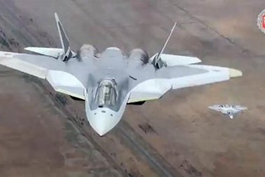 PAK FA đáp lễ F-35 nhân Ngày Không quân Nga?