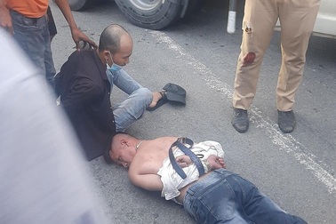 Sử dụng ma túy đá, điều khiển ô tô chống đối lực lượng CSGT