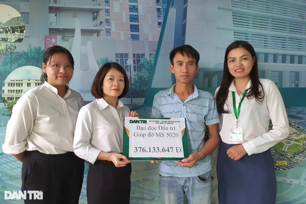 Hơn 420 triệu đồng đến với người mẹ 4 con bị tắc động mạch phổi - 1 Hơn 420 triệu đồng đến với người mẹ 4 con bị tắc động mạch phổi - 1