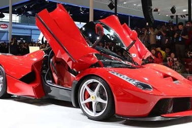 Trả chênh cả triệu đô để sớm nhận siêu xe