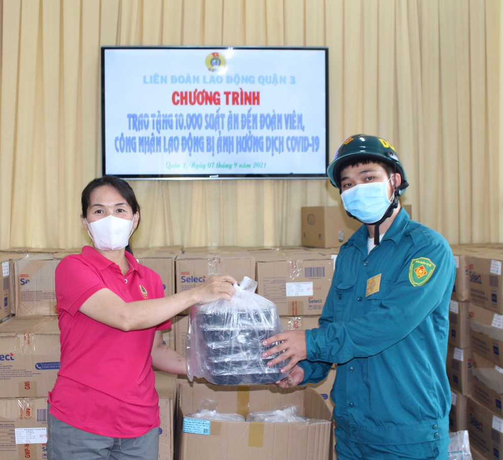 Bảo hiểm AAA góp phần đẩy lùi Covid-19 - 5 Bảo hiểm AAA góp phần đẩy lùi Covid-19 - 5
