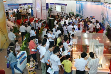 "Quyền lực" cò đất: Lột tiền khách, ép giá chủ