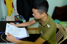 Nam sinh nghèo đạt 27,4 điểm mất cơ hội vào trường quân đội vì lỗi máy tính