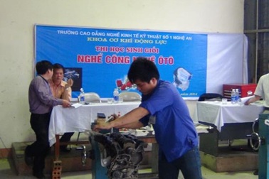 Giữa “ma trận” văn bằng: Cần lắm nền giáo dục “thực học - thực nghiệp”