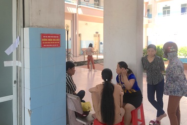 Vụ bác sĩ, y sĩ, nhân viên… bãi công vì bệnh viện nợ lương: Sở Y tế Nghệ An cử cán bộ giám sát