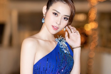 Diệp Bảo Ngọc khoe nhan sắc “vạn người mê"