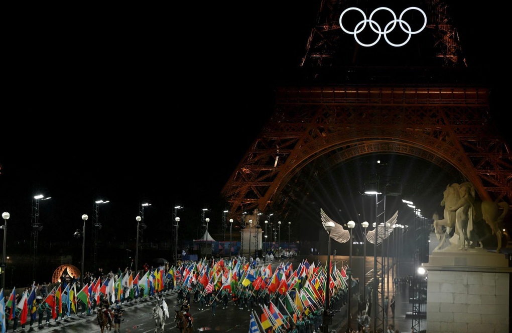 Khai mạc Olympic Paris 2024: Màn diễu hành độc đáo trên sông Seine - 33