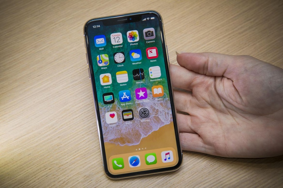Cảnh giác iPhone siêu rẻ khóa tính năng gọi, nhắn tin - 1 Cảnh giác iPhone siêu rẻ khóa tính năng gọi, nhắn tin - 1