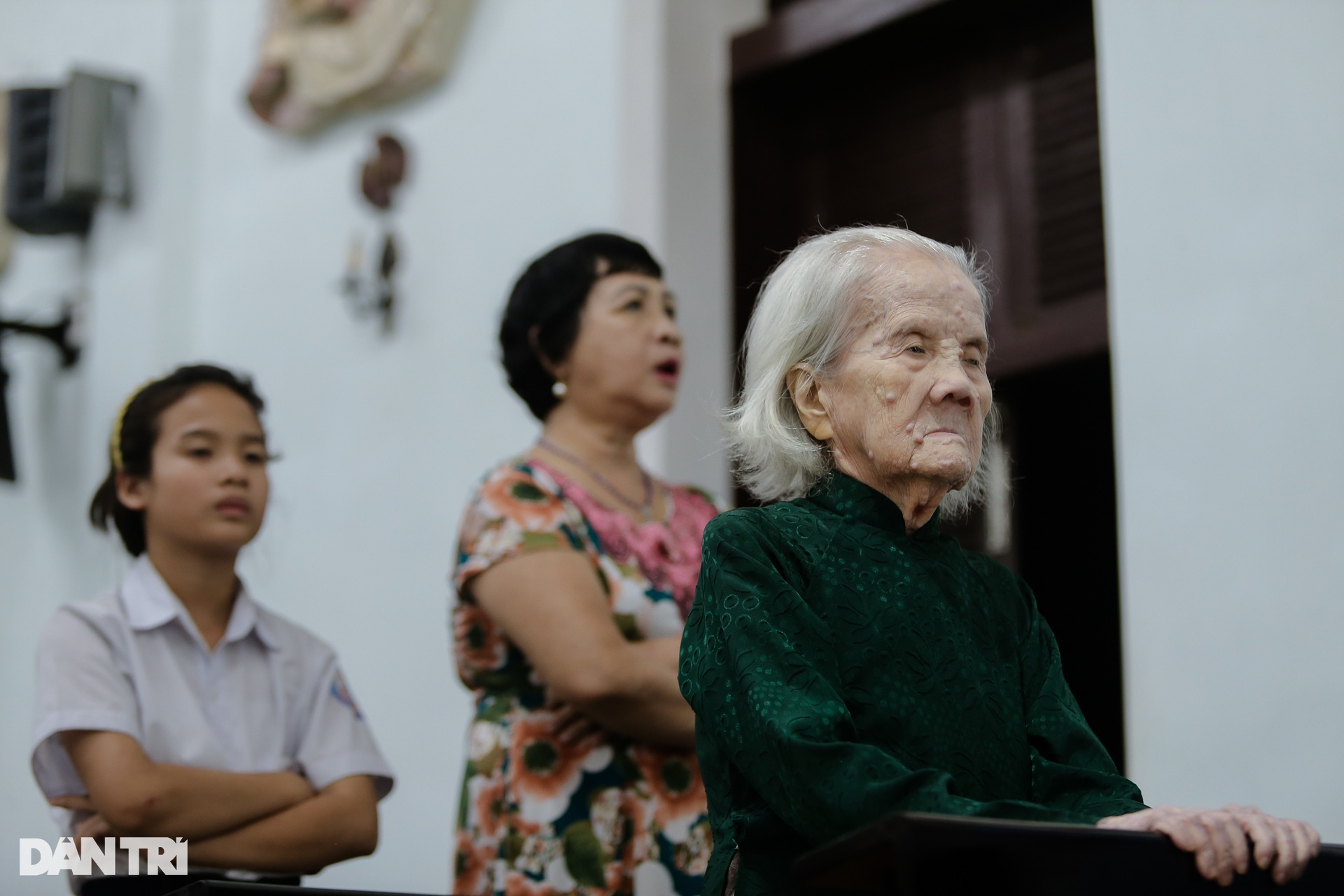 Tui không giàu, chỉ có căn nhà 30 năm đón tụi nhỏ sinh viên nghèo vào ở - 16 Tui không giàu, chỉ có căn nhà 30 năm đón tụi nhỏ sinh viên nghèo vào ở - 16