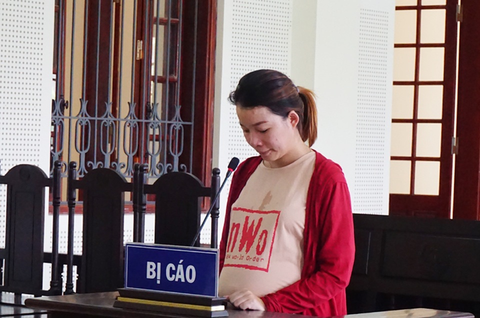 Bạn chết trong thùng container ở Anh, cô gái bại lộ hành vi phạm tội - 1 Bạn chết trong thùng container ở Anh, cô gái bại lộ hành vi phạm tội - 1