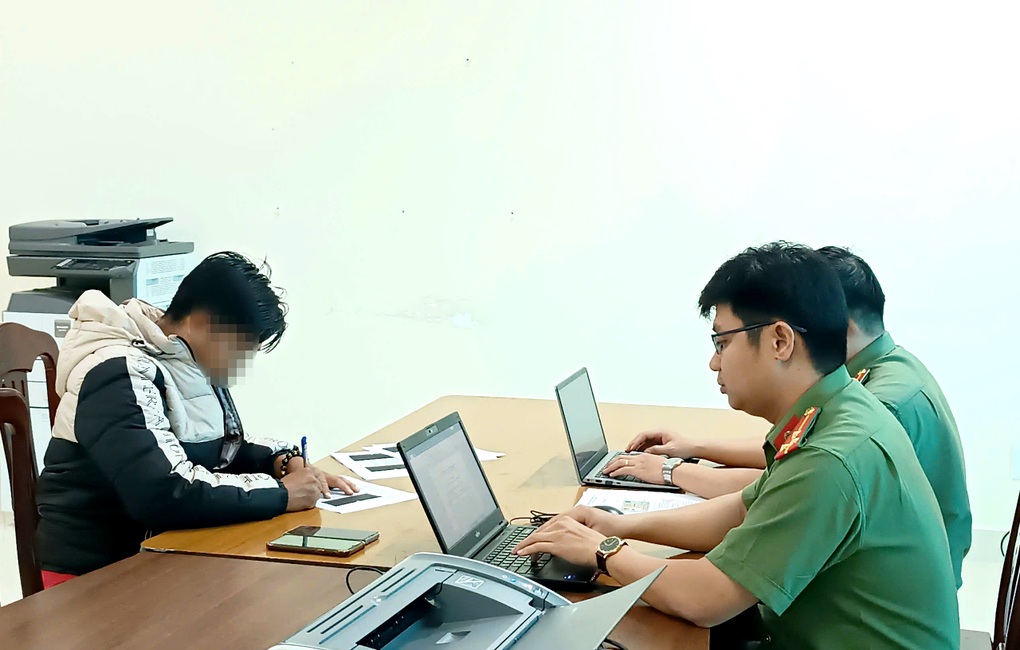 Triệu tập 4 người thông tin sai sự thật về sáp nhập đơn vị hành chính - 1 Triệu tập 4 người thông tin sai sự thật về sáp nhập đơn vị hành chính - 1