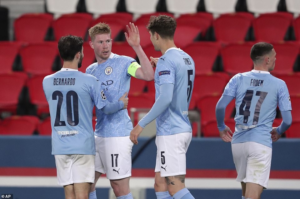Màn lội ngược dòng ấn tượng của Man City trước PSG - 5 Màn lội ngược dòng ấn tượng của Man City trước PSG - 5