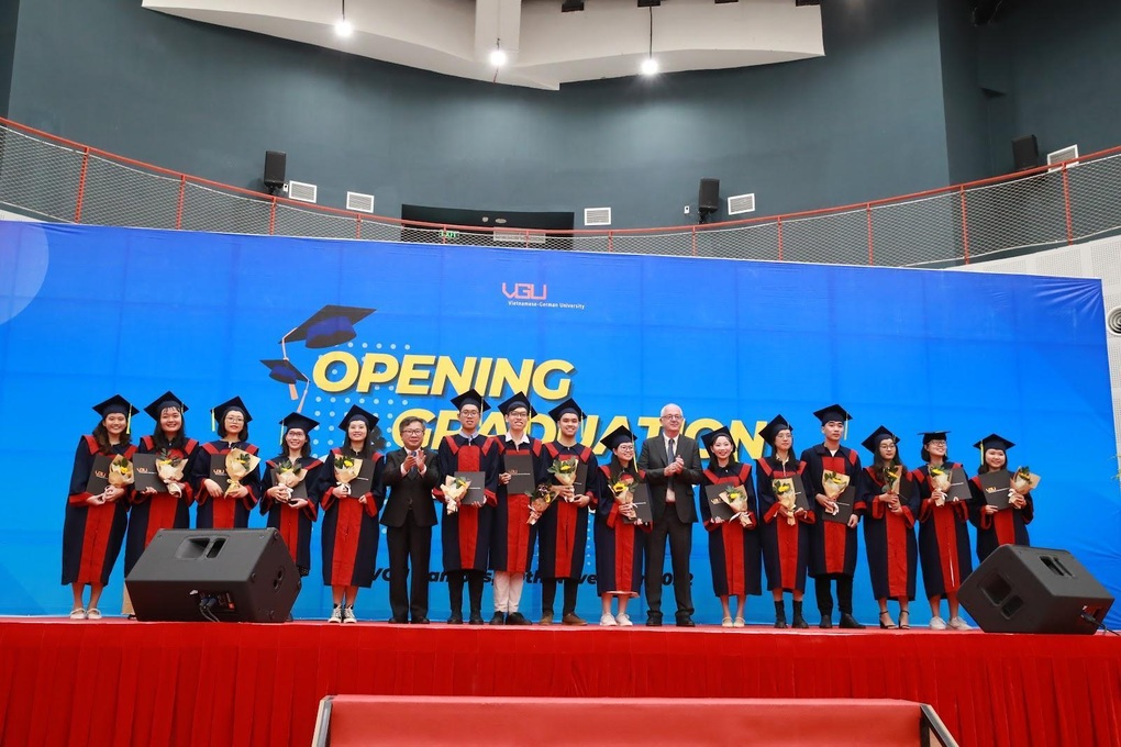 Học bổng toàn phần trên 300 triệu đồng từ Trường Đại học Việt Đức - 3 Học bổng toàn phần trên 300 triệu đồng từ Trường Đại học Việt Đức - 3