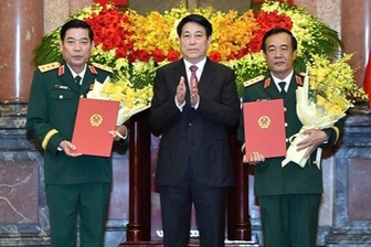 Hai Thứ trưởng Bộ Quốc phòng được thăng quân hàm Thượng tướng
