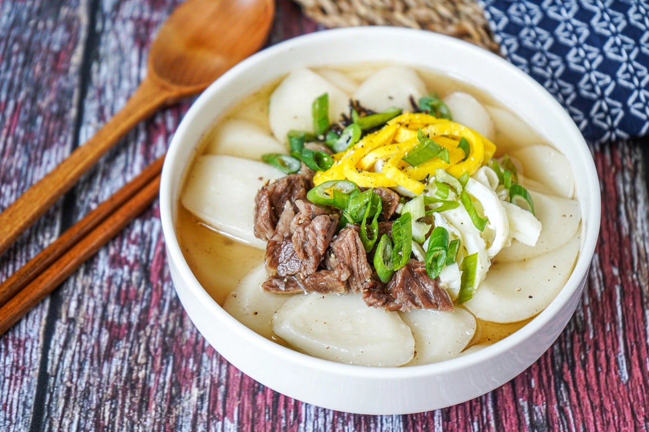 Người châu Á thường ăn món gì để may mắn vào dịp Tết Nguyên đán? - 6 Người châu Á thường ăn món gì để may mắn vào dịp Tết Nguyên đán? - 6