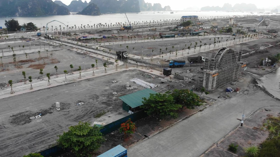 Sóng đất nền mặt biển Cẩm Phả cập bến Hạ Long - 1 Sóng đất nền mặt biển Cẩm Phả cập bến Hạ Long - 1