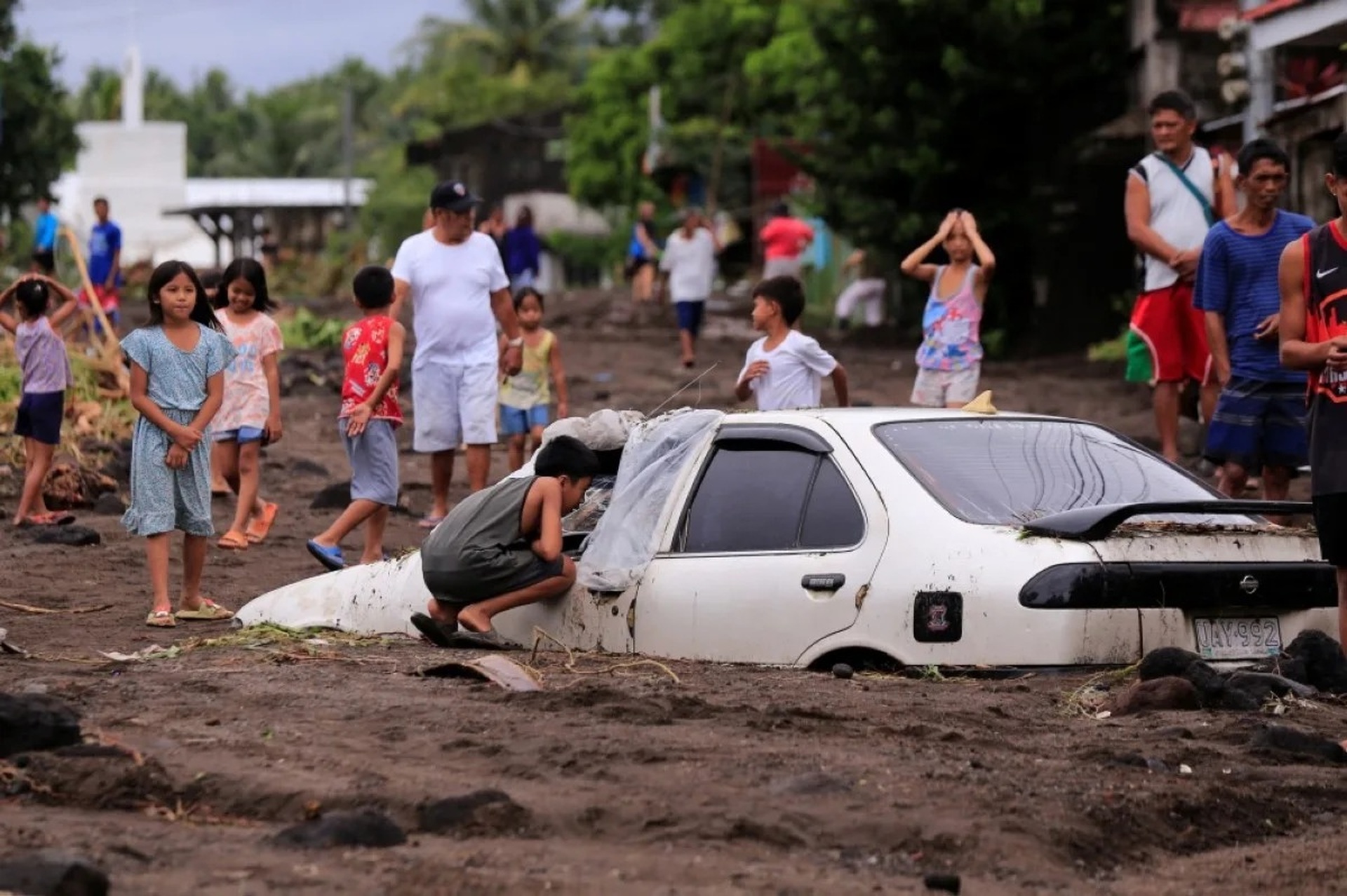 Bão Trà Mi gây ngập lụt chưa từng có ở Philippines, 14 người chết - 7 Bão Trà Mi gây ngập lụt chưa từng có ở Philippines, 14 người chết - 7