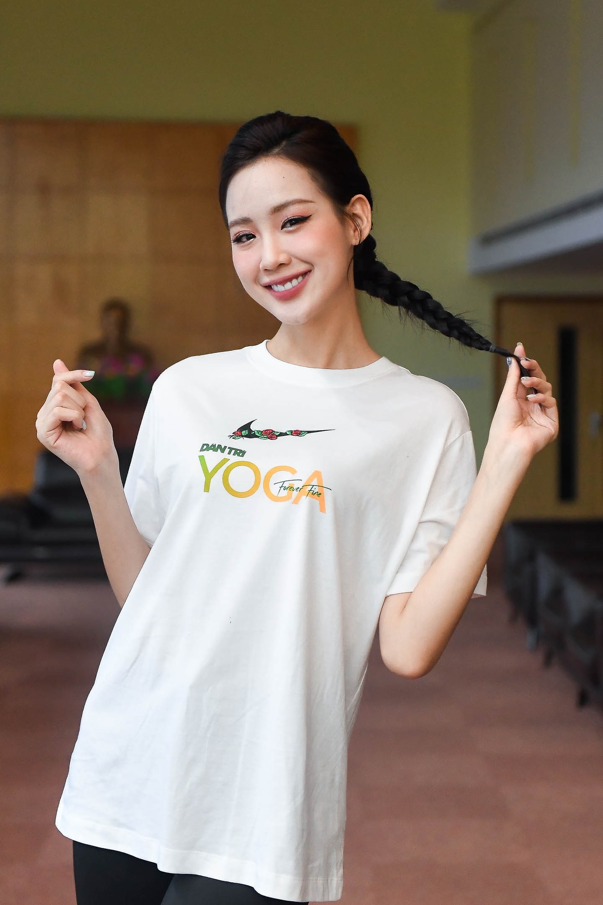Dàn hoa hậu, á hậu khoe dáng xinh tươi tại Ngày hội yoga Dân trí - 2 Dàn hoa hậu, á hậu khoe dáng xinh tươi tại Ngày hội yoga Dân trí - 2