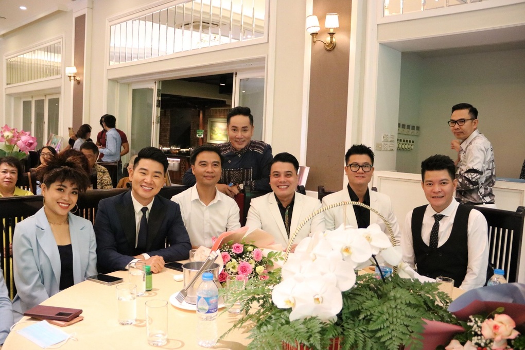 Lời mẹ kể - giai điệu đẹp về tình mẹ và tình yêu - 2 Lời mẹ kể - giai điệu đẹp về tình mẹ và tình yêu - 2