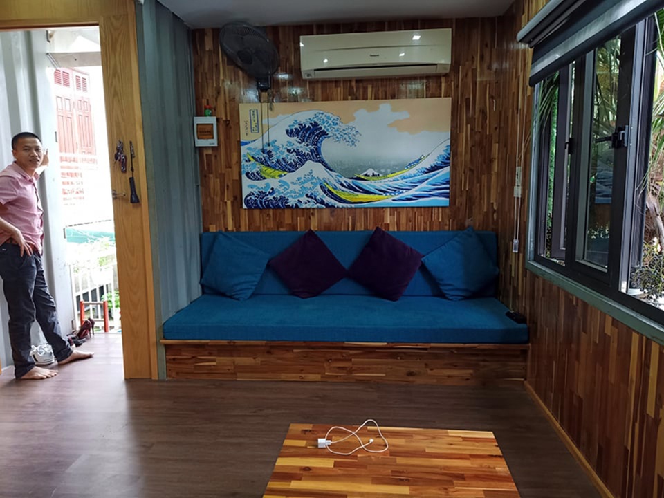 Độc đáo ngôi nhà làm bằng container giữa trung tâm phố thị  - 6