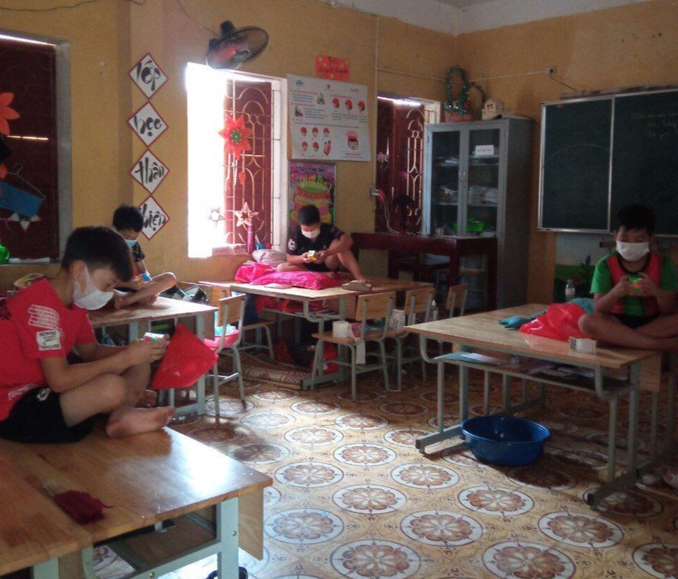 Cảm động chuyện thầy hiệu phó xin vào khu cách ly với 64 học sinh - 3 Cảm động chuyện thầy hiệu phó xin vào khu cách ly với 64 học sinh - 3