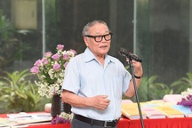 Nhà báo Lương Phán ra mắt "Chuyện nghề, chuyện người, chuyện bốn phương"