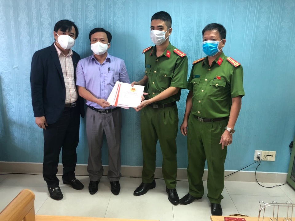 Vụ phòng đất đai cho mượn sổ đỏ: Thu hồi được 19 sổ - 1 Vụ phòng đất đai cho mượn sổ đỏ: Thu hồi được 19 sổ - 1