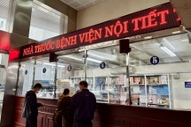 Thiếu thuốc, vật tư: Bộ Y tế gia hạn thêm 700 số đăng kí thuốc