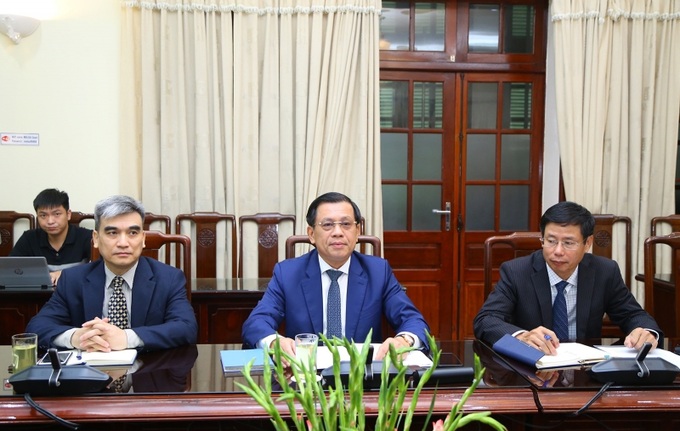 Thứ trưởng Nguyễn Bá Hoan hoan nghênh Thủ hiến bang Hạ Saxony lần đầu tiên sang thăm Việt Nam