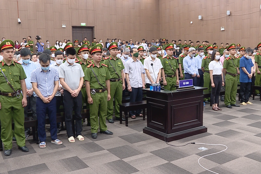 Hội đồng xét xử: Cựu điều tra viên Hoàng Văn Hưng không oan - 2 Hội đồng xét xử: Cựu điều tra viên Hoàng Văn Hưng không oan - 2
