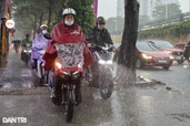 Hà Nội mưa to, miền Bắc có nơi hứng lượng mưa trên 200mm
