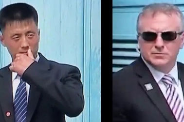 Cận vệ Mỹ - Triều giáp mặt “lạnh như băng” tại cuộc gặp Trump - Kim