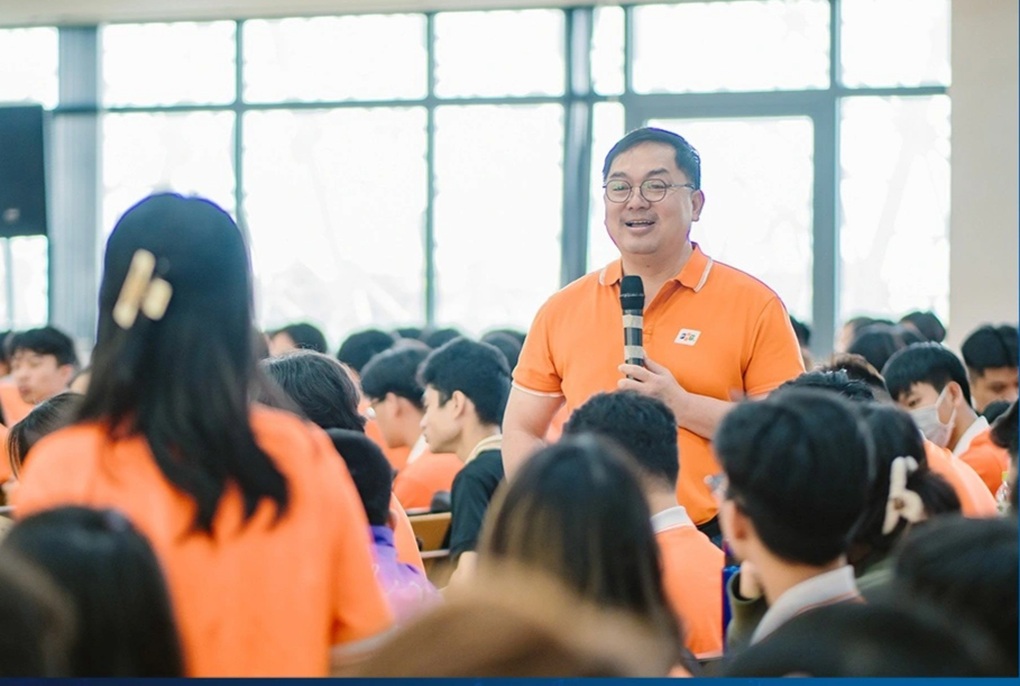 Ông Hoàng Nam Tiến và những phát ngôn đáng suy ngẫm trong giáo dục - 2 Ông Hoàng Nam Tiến và những phát ngôn đáng suy ngẫm trong giáo dục - 2
