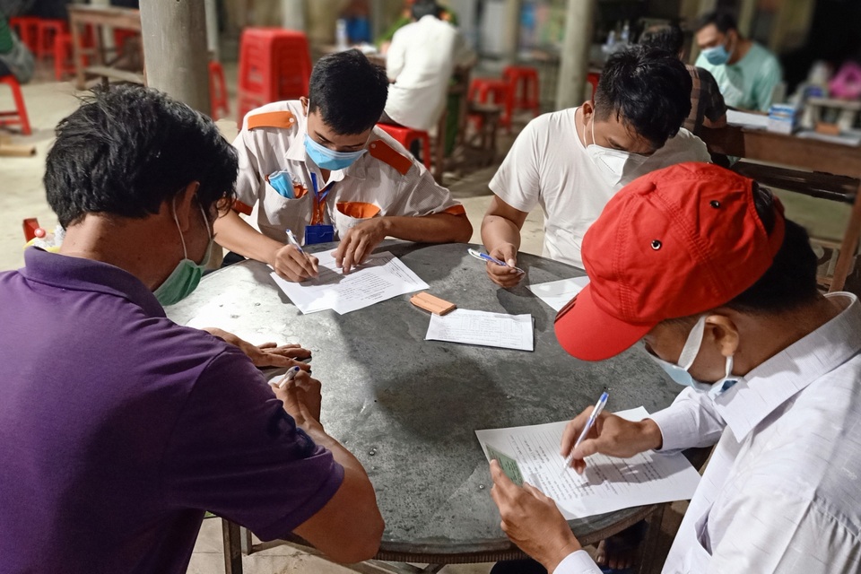 Bạc Liêu trắng đêm kiểm soát người ra vào tỉnh - 3 Bạc Liêu trắng đêm kiểm soát người ra vào tỉnh - 3