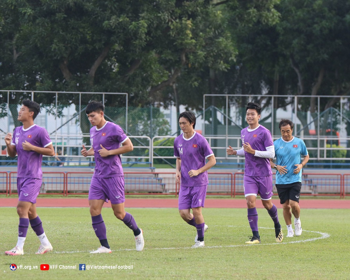 HLV Park Hang Seo nhận tin dữ trước trận gặp Thái Lan - 3