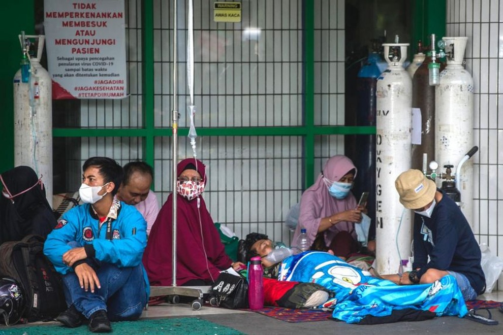 Indonesia đang trong kịch bản tồi tệ nhất, nguy cơ thành Ấn Độ thứ hai - 2 Indonesia đang trong kịch bản tồi tệ nhất, nguy cơ thành Ấn Độ thứ hai - 2