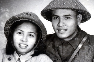 Hé lộ những chuyện tình cảm động nơi khói lửa Điện Biên