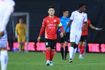 Quang Hải ghi bàn, CLB Công an Hà Nội vẫn thua đậm ở Lạch Tray