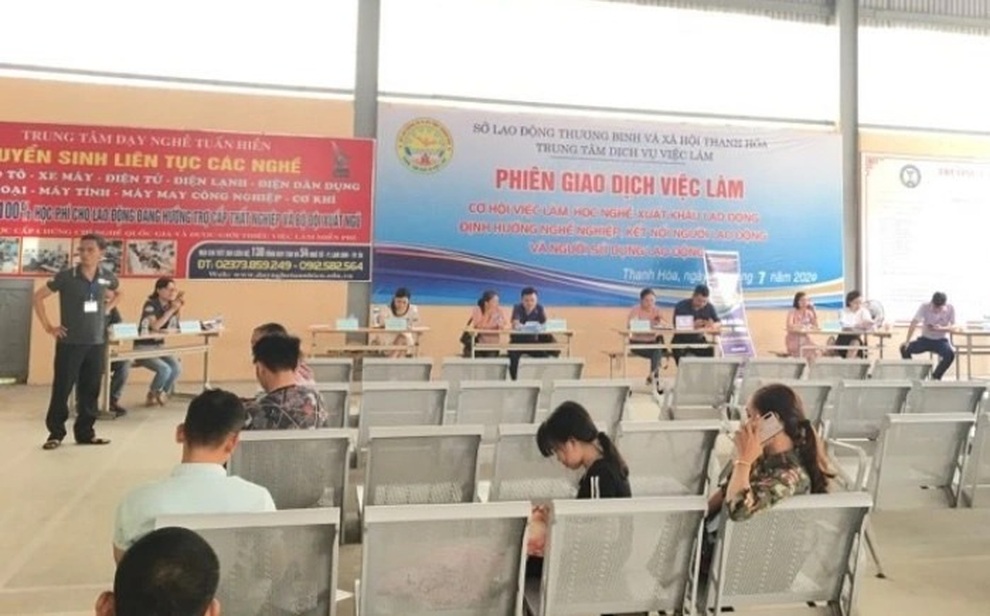 Người lao động từ vùng dịch về được hỗ trợ những gì sau khi hết cách ly - 1 Người lao động từ vùng dịch về được hỗ trợ những gì sau khi hết cách ly - 1