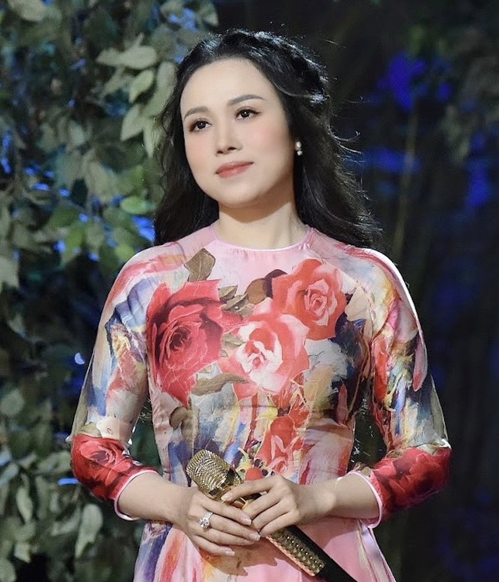 Người đẹp Thần tượng bolero tiết lộ từng bị hủy show vì từ chối đại gia - 2