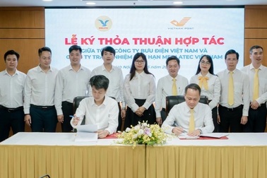 MEDLATEC và Vietnam Post hợp tác mở rộng hệ sinh thái chăm sóc sức khỏe toàn quốc