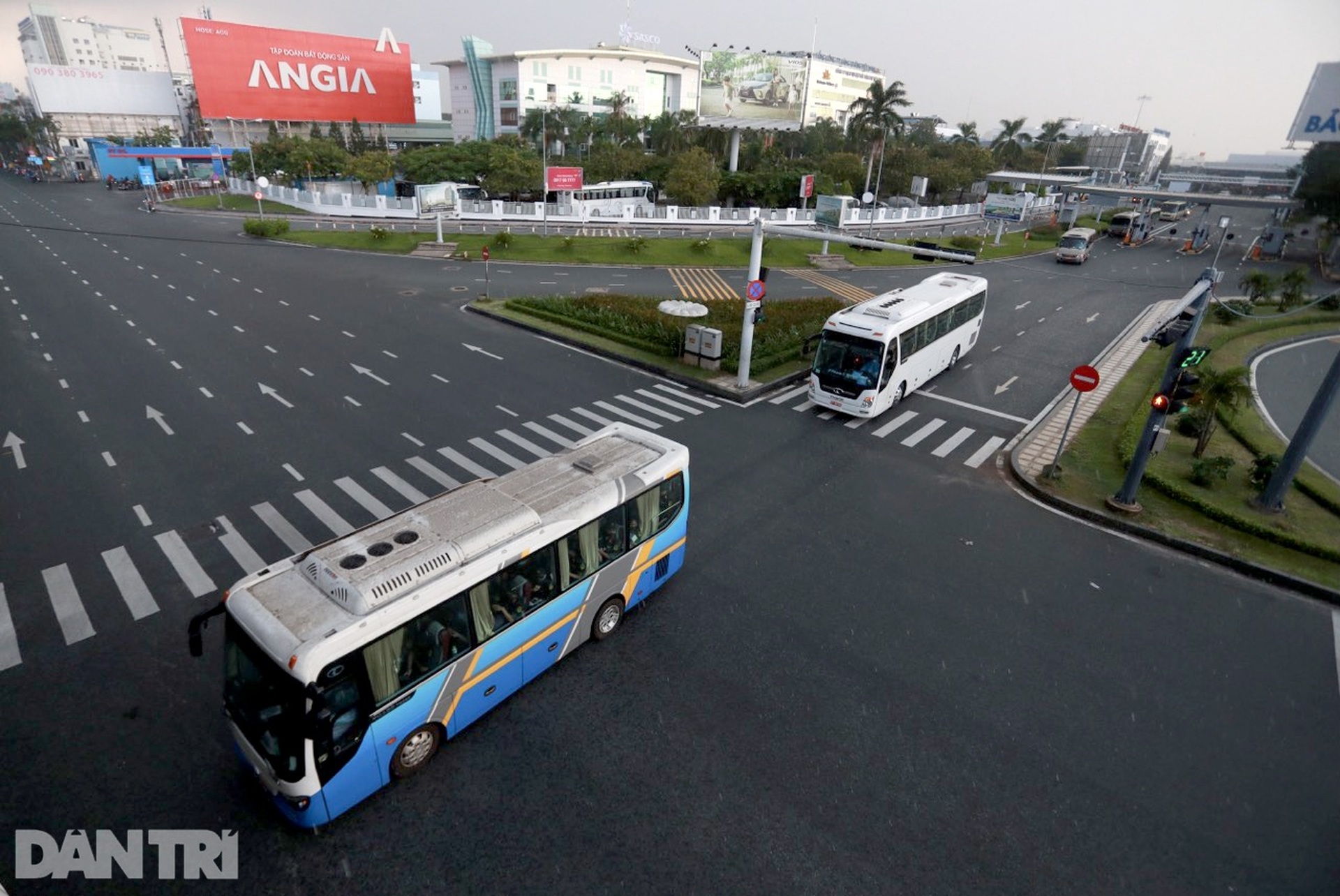 Gần 300 bác sĩ, học viên Học viện Quân y đã tới TPHCM - 13 Gần 300 bác sĩ, học viên Học viện Quân y đã tới TPHCM - 13