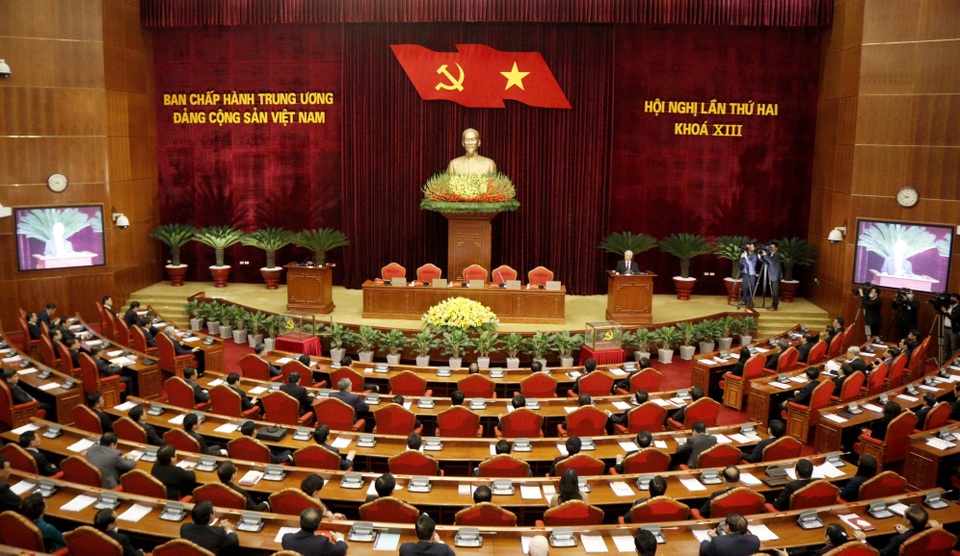 Trung ương bỏ phiếu giới thiệu nhân sự ứng cử chức danh lãnh đạo chủ chốt - 3 Trung ương bỏ phiếu giới thiệu nhân sự ứng cử chức danh lãnh đạo chủ chốt - 3